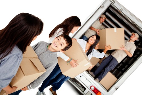 Moving van service for Stratford home and flat relocations