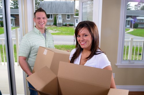 Removal van service for Stratford residential and flat moves