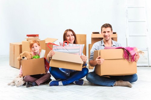 Packing and moving assistance for a Stratford removal company